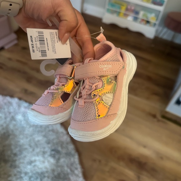 OshKosh B'gosh Light Pink Kids water Sneakers - Picture 8 of 8